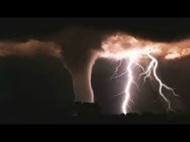 Hail-Storms-and-Tornados-in-the-Central-USA1